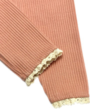 Бебешки памучен клин с дантела Pink Lace